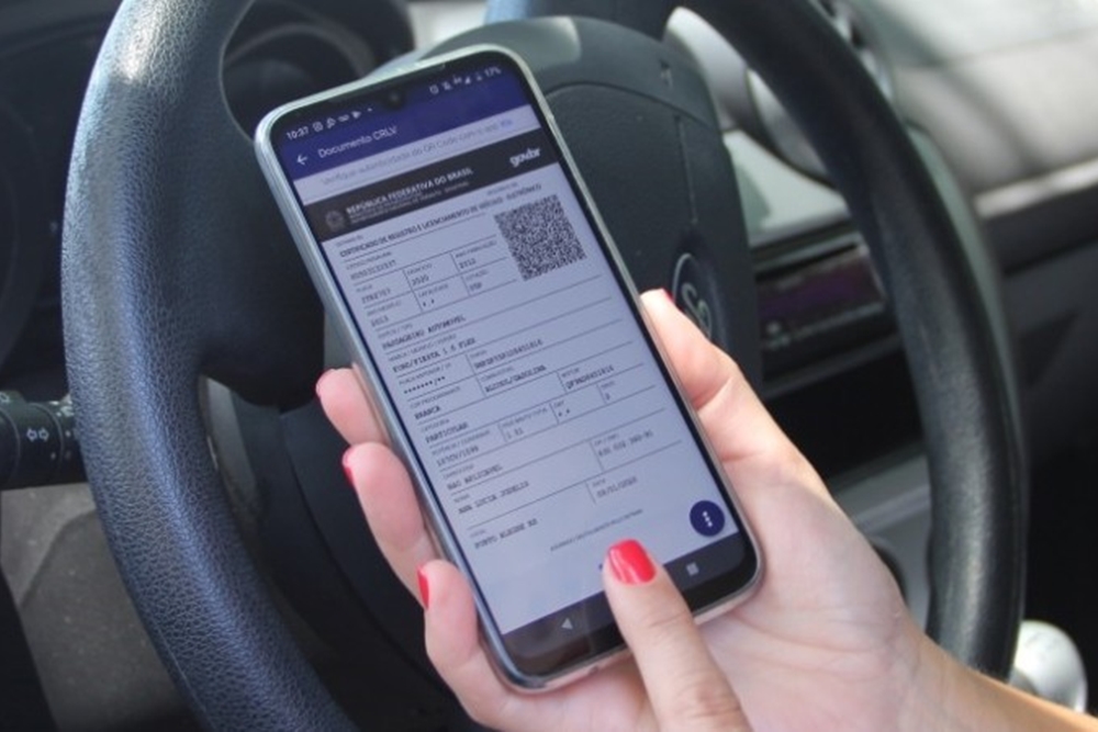 Documento de propriedade de veículos também passa a ser digital no país