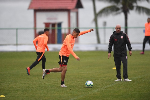 Antes da Copa do Brasil, Patrick e Nico López desfalcam treino do Inter no Rio