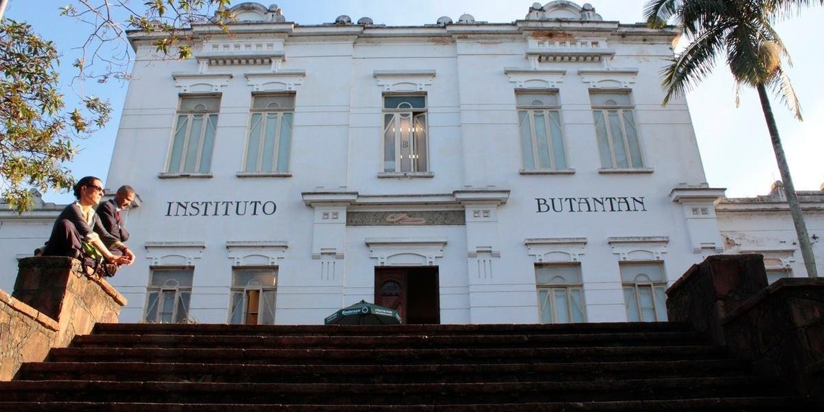 Ainda sem teste em humanos, Butantan inicia produção de sua vacina