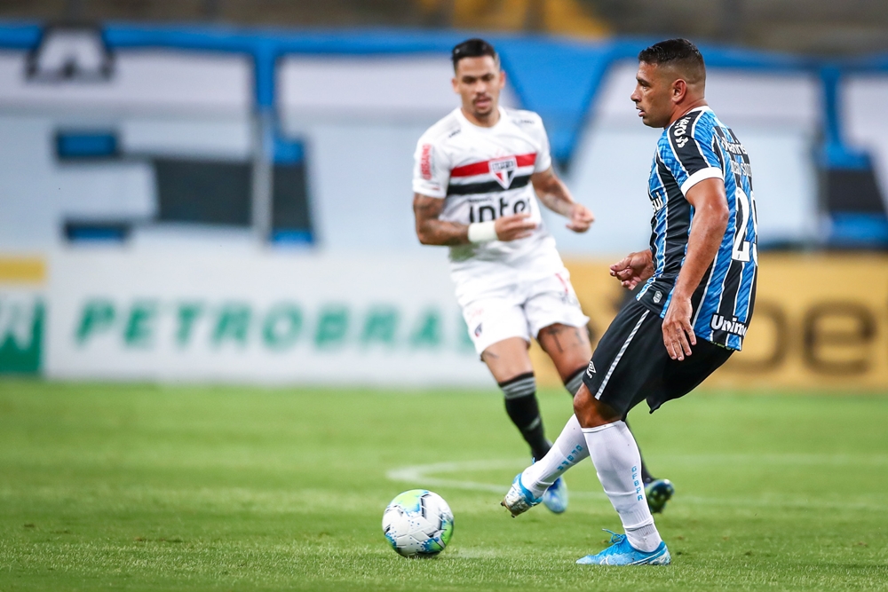 Grêmio é superado pelo São Paulo na Arena