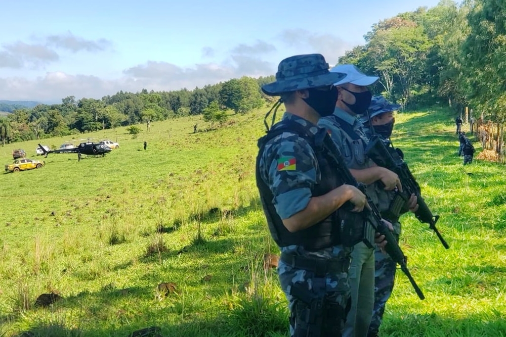 Justiça revoga soltura e manda prender dupla acusada de assaltar Banco em Alpestre