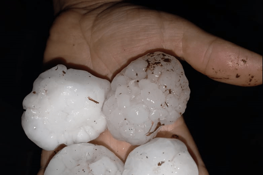 Chuva de granizo causa estragos no Norte do Rio Grande do Sul