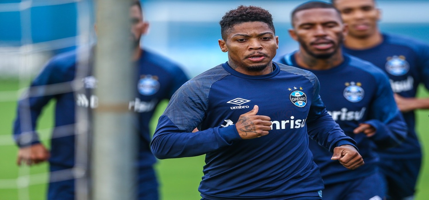 A um mês das oitavas, Grêmio tem mudanças a definir na lista da Libertadores