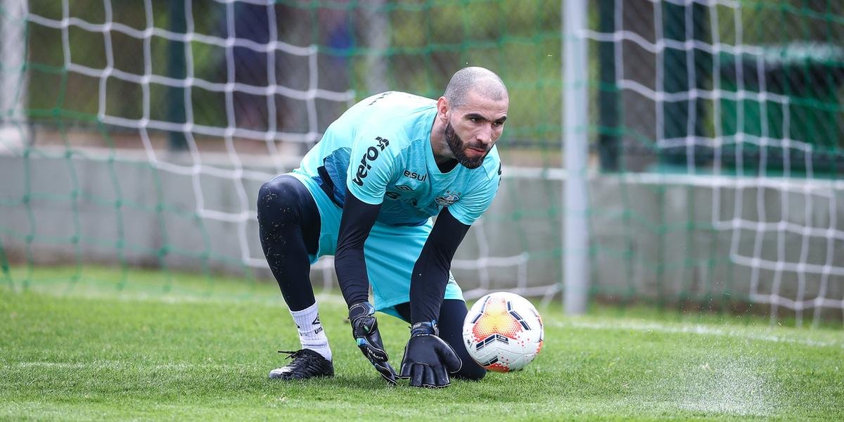 Vanderlei afasta favoritismo do Grêmio diante do Guaraní pela Libertadores