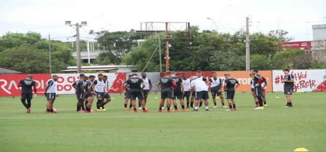 Inter se reapresenta, e Odair ajusta time titular para estréia no Gauchão.