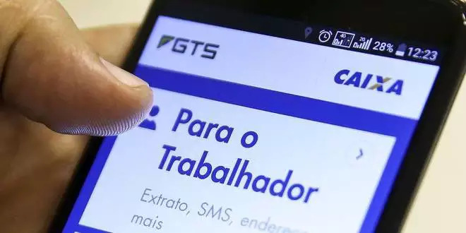 Caixa credita hoje saque emergencial do FGTS para nascidos em agosto