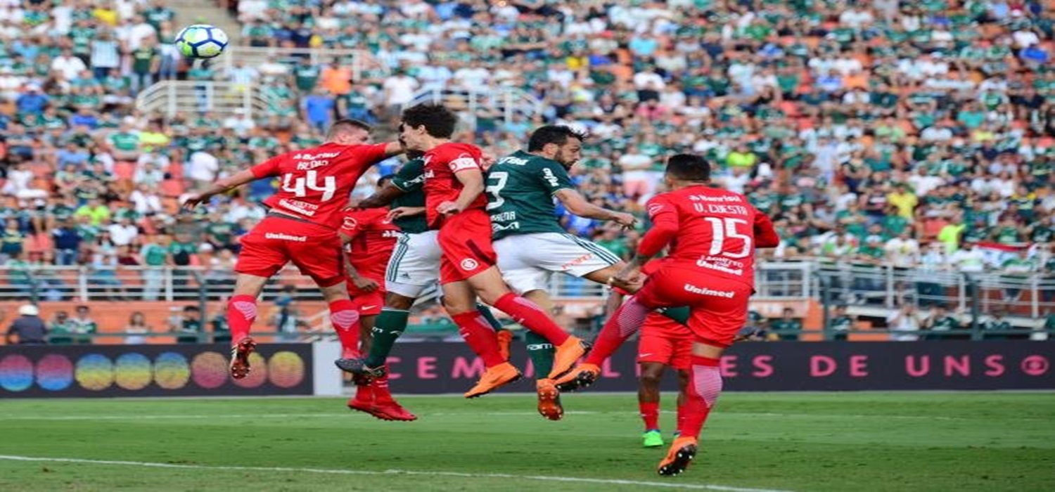 Inter perde para o Palmeiras no Pacaembu com gol de cabeça de Dudu