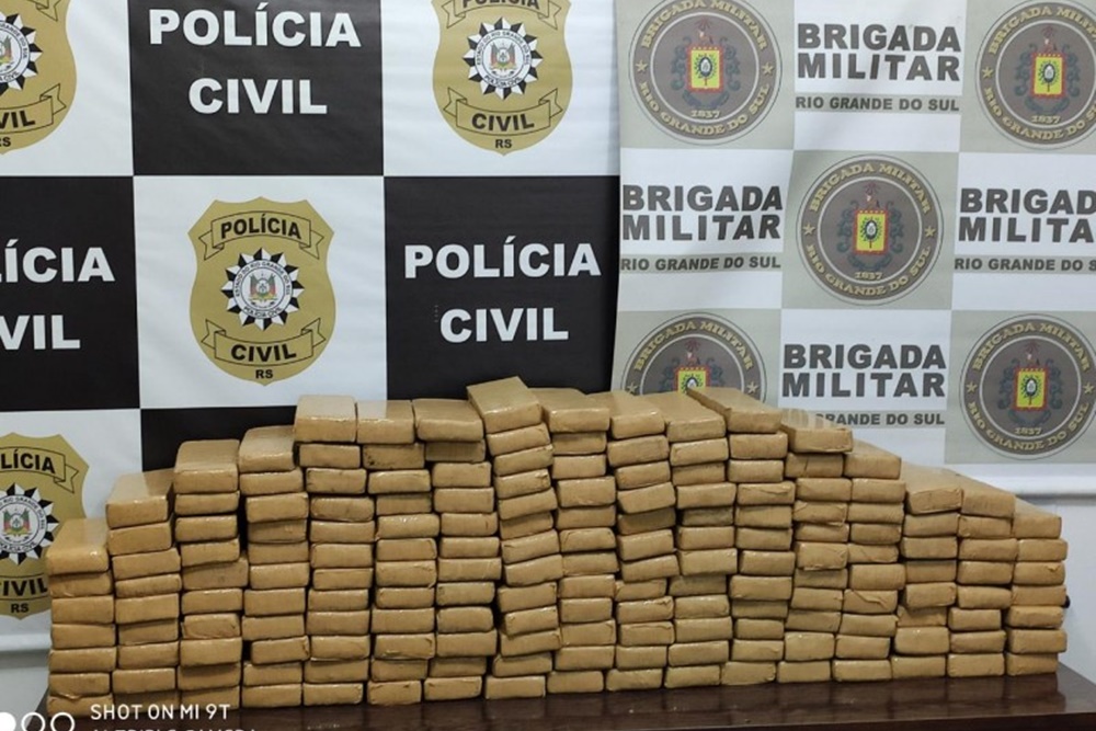 Dois homens são presos com 114 quilos de drogas em Tenente Portela