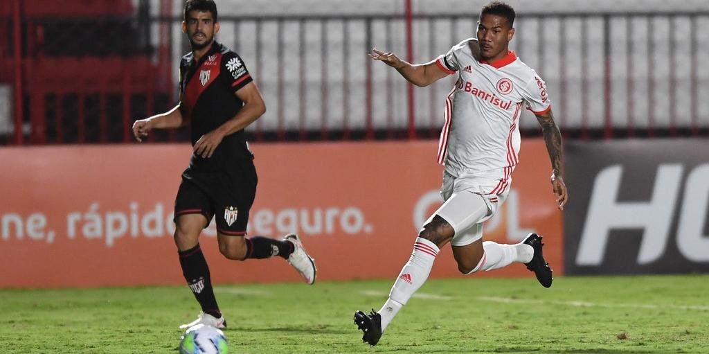 Inter aguarda pelo departamento médico para escalar time para jogo com o Boca Juniors