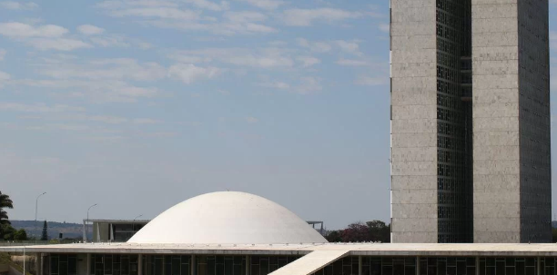 Reforma tributária e situação de Petrópolis são pautas no Senado