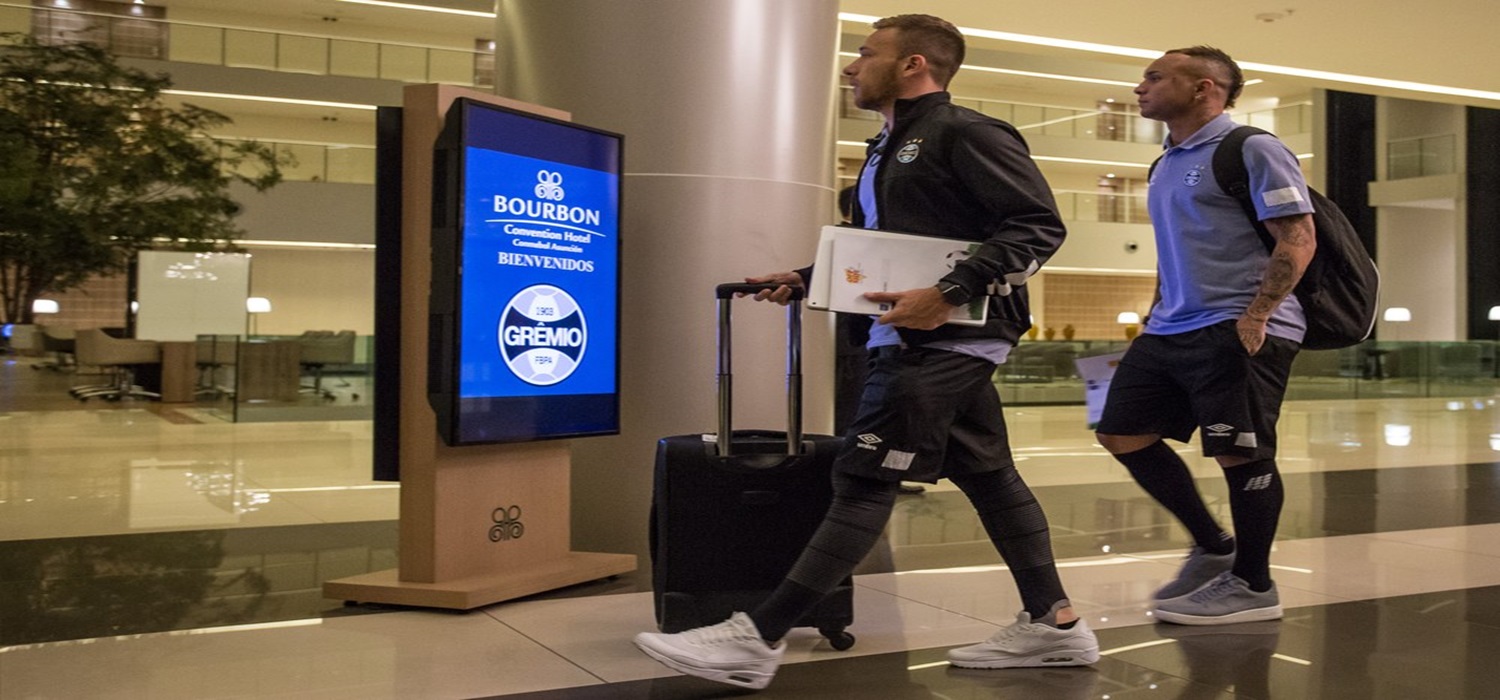 Férias, treinos no CT e amistoso com Timão: a vida do Grêmio durante a Copa