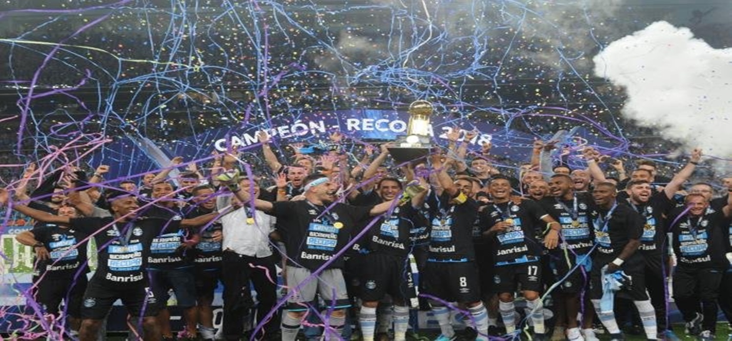 Grêmio é campeão da Recopa com sofrimento nos pênaltis contra o Independiente