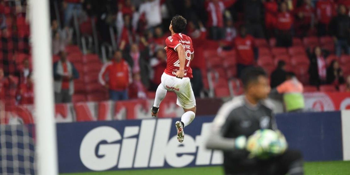 Com reservas e muitas oscilações, Inter bate o Ceará por 1 a 0 no Beira-Rio