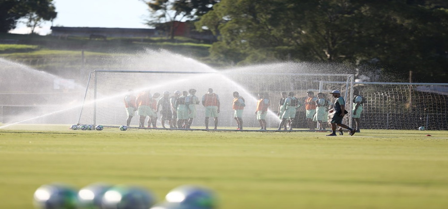 Para não ficar no Z-4 na pausa da Copa, Chape inicia regressiva em ritmo de 