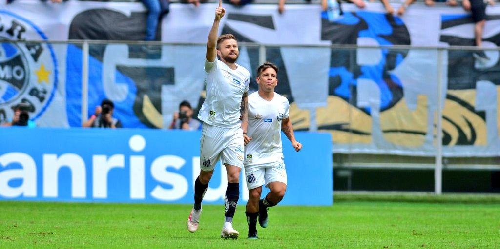 Grêmio perde para o Santos na estreia do Brasileirão