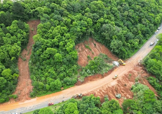 Pista entre Chapecó e Nonoai é liberada após 20 horas interditada