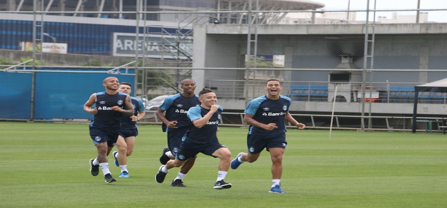 Grêmio volta com treino físico, e André faz trabalho de velocidade à parte do grupo