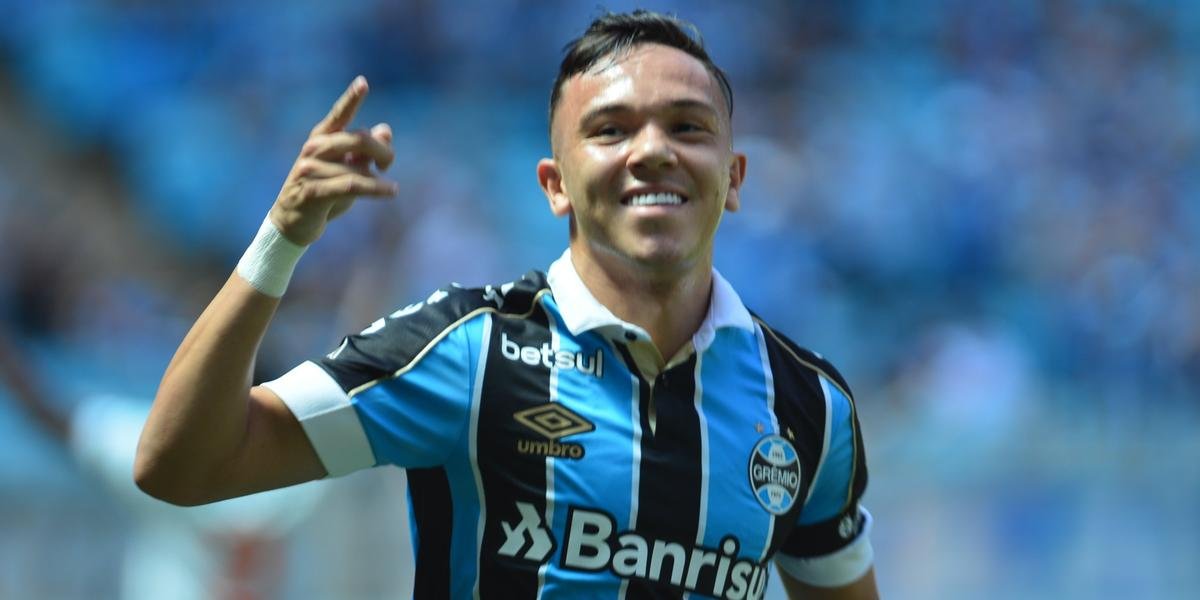 Grêmio anuncia a venda de Pepê para o Porto por 15 milhões de euros