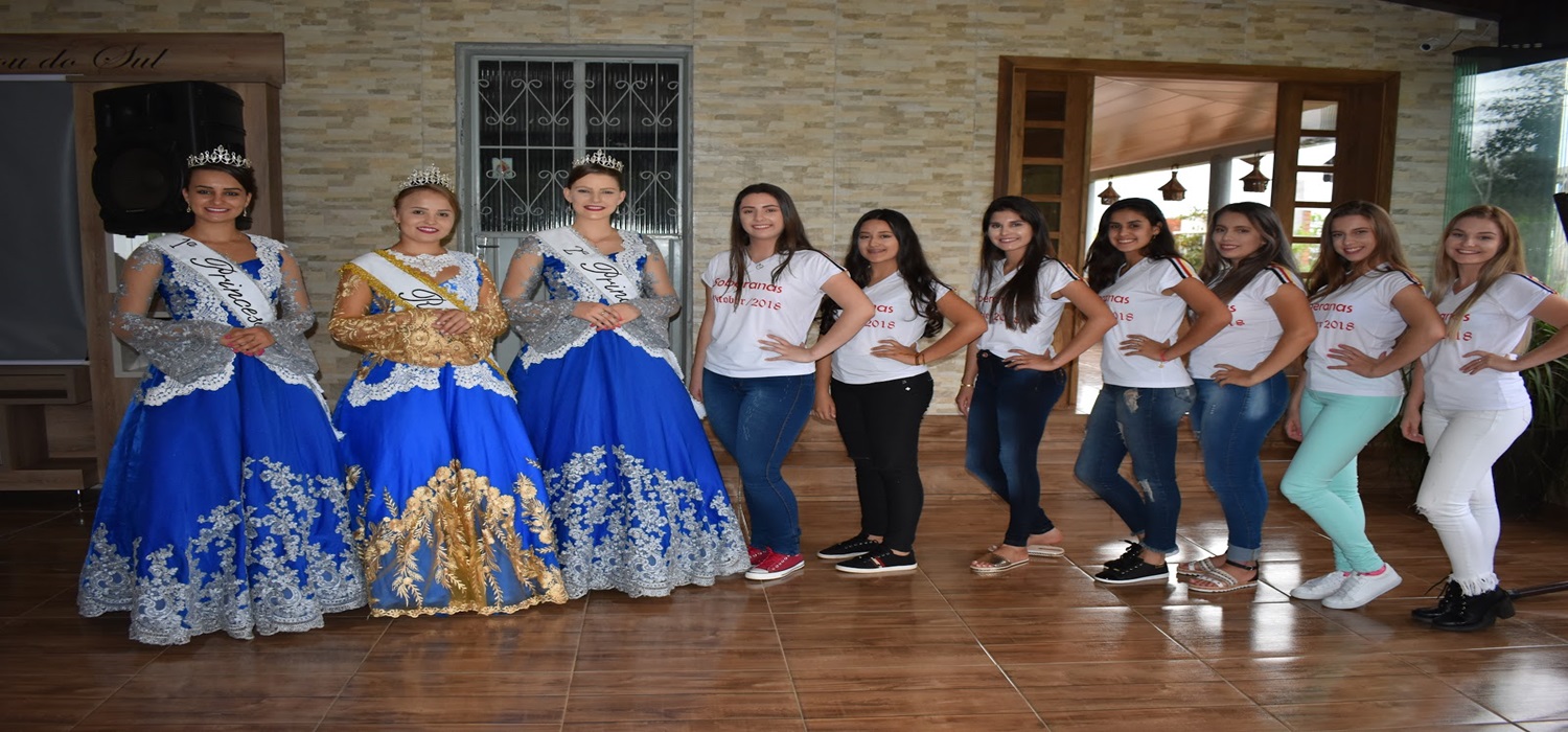 Candidatas a Corte da Oktoberfest 2018 realizam Workshop der Kandidatinnen