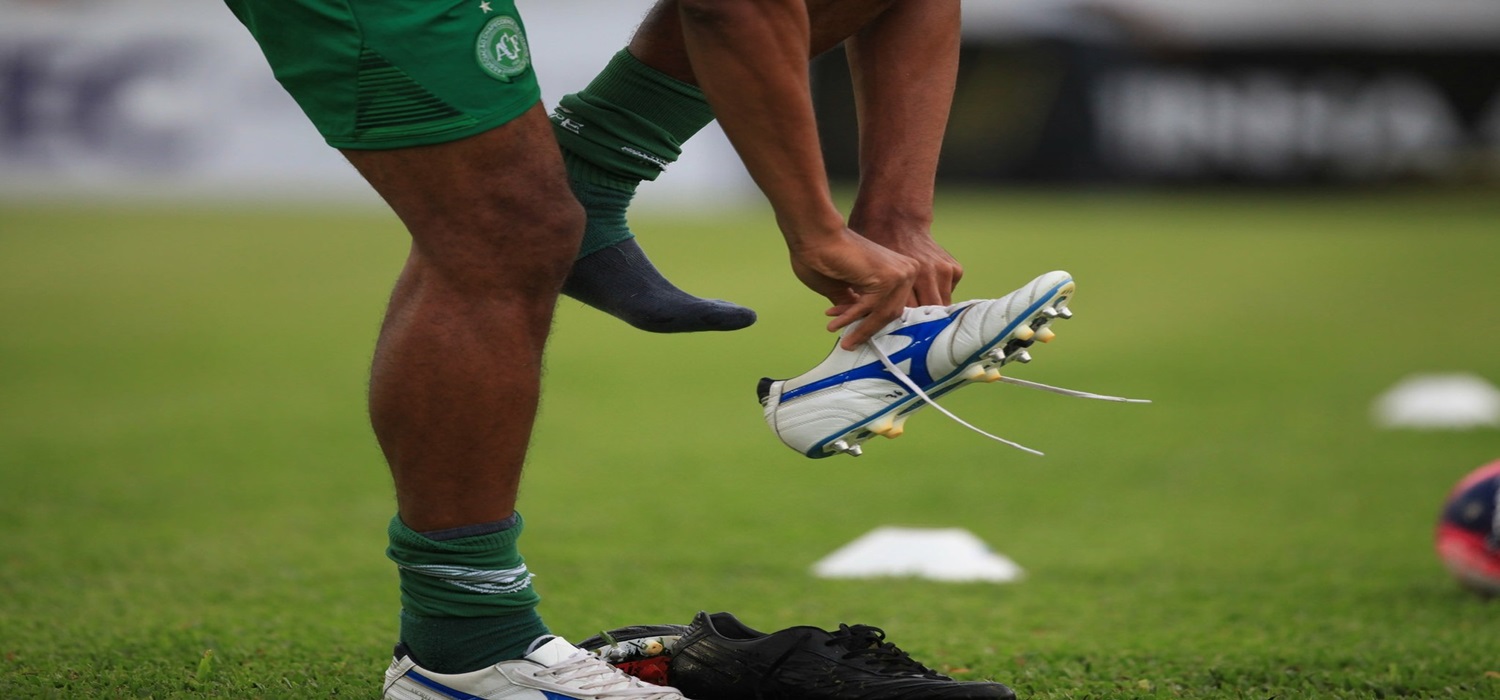 Mistério verde e branco! Em busca de virada no Uruguai, Chape fecha treinos