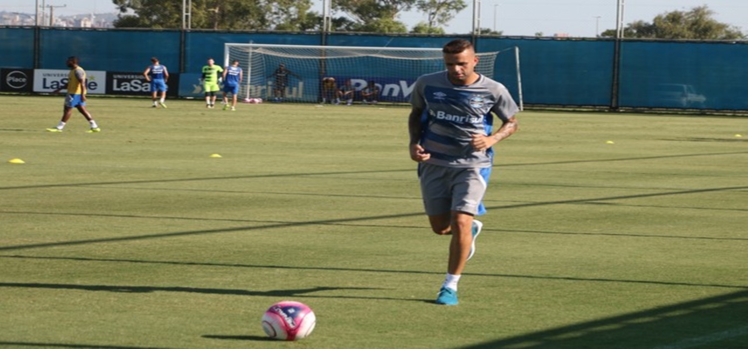 Dúvida para o Gre-Nal, Luan volta a correr em reapresentação do Grêmio