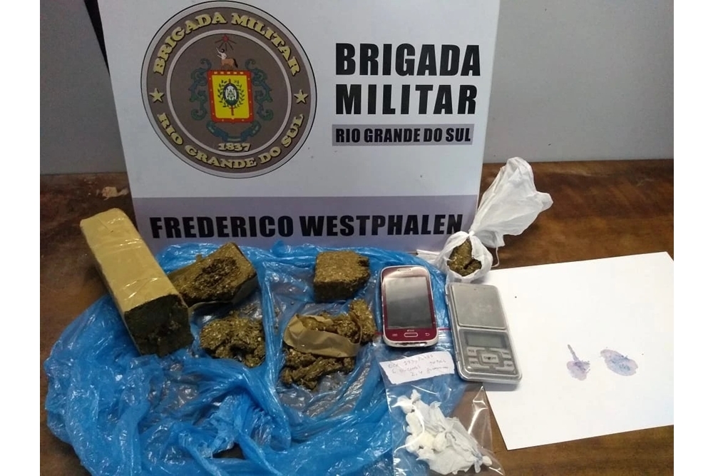 BM prende dupla por tráfico de drogas em Frederico Westphalen