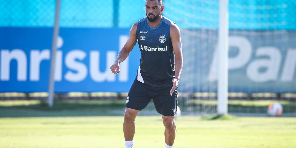 Maicon vê Grêmio “crescendo no momento certo” da temporada