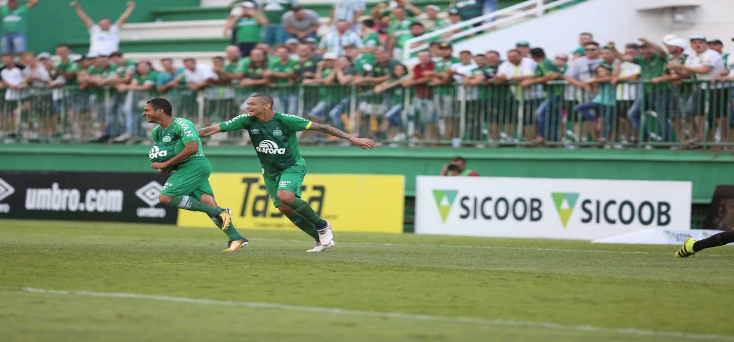 Chape inicia returno com goleada sobre o Concórdia