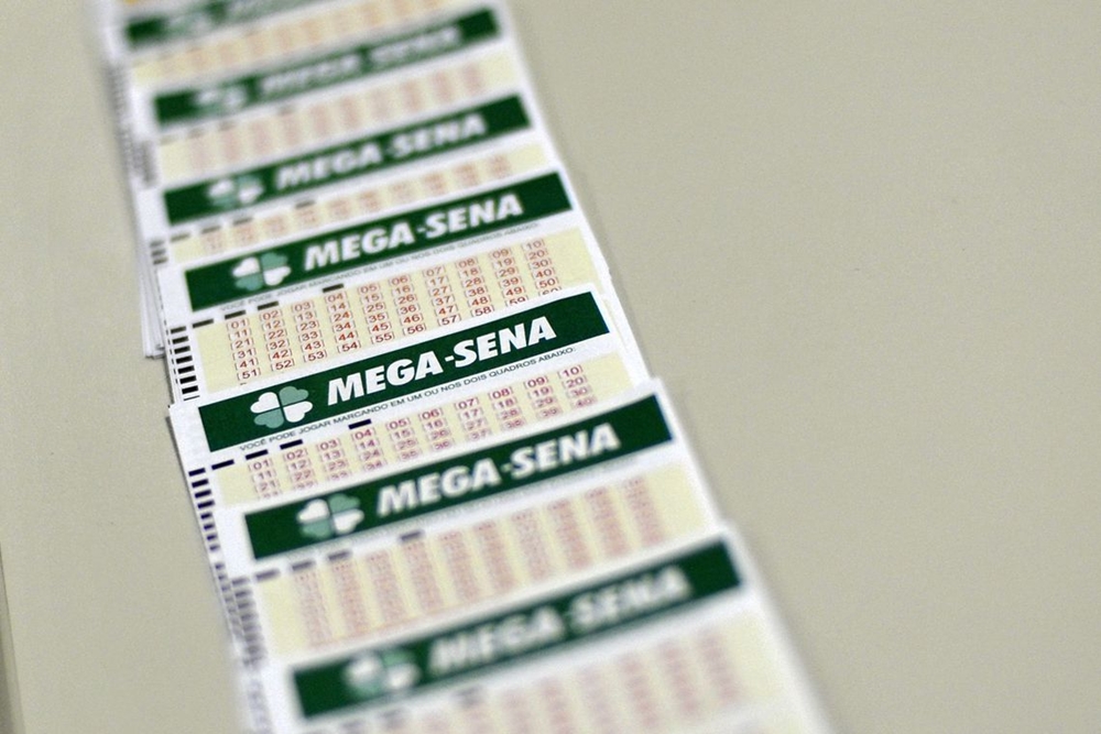 Mega-Sena acumula e próximo concurso deve pagar R$ 105 milhões