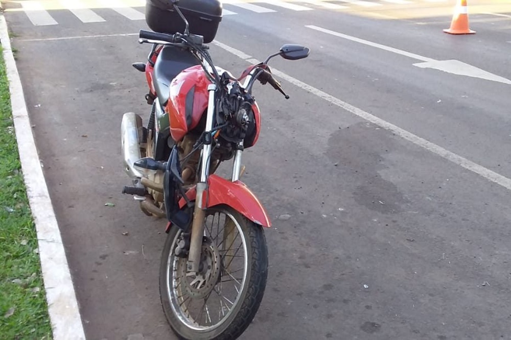 Mulher fica gravemente ferida após ser atropelada por motocicleta em Chapecó