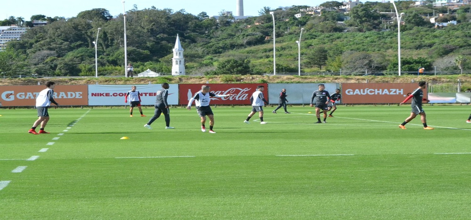 D'Ale e Edenílson treinam e se aproximam de retorno ao time do Inter