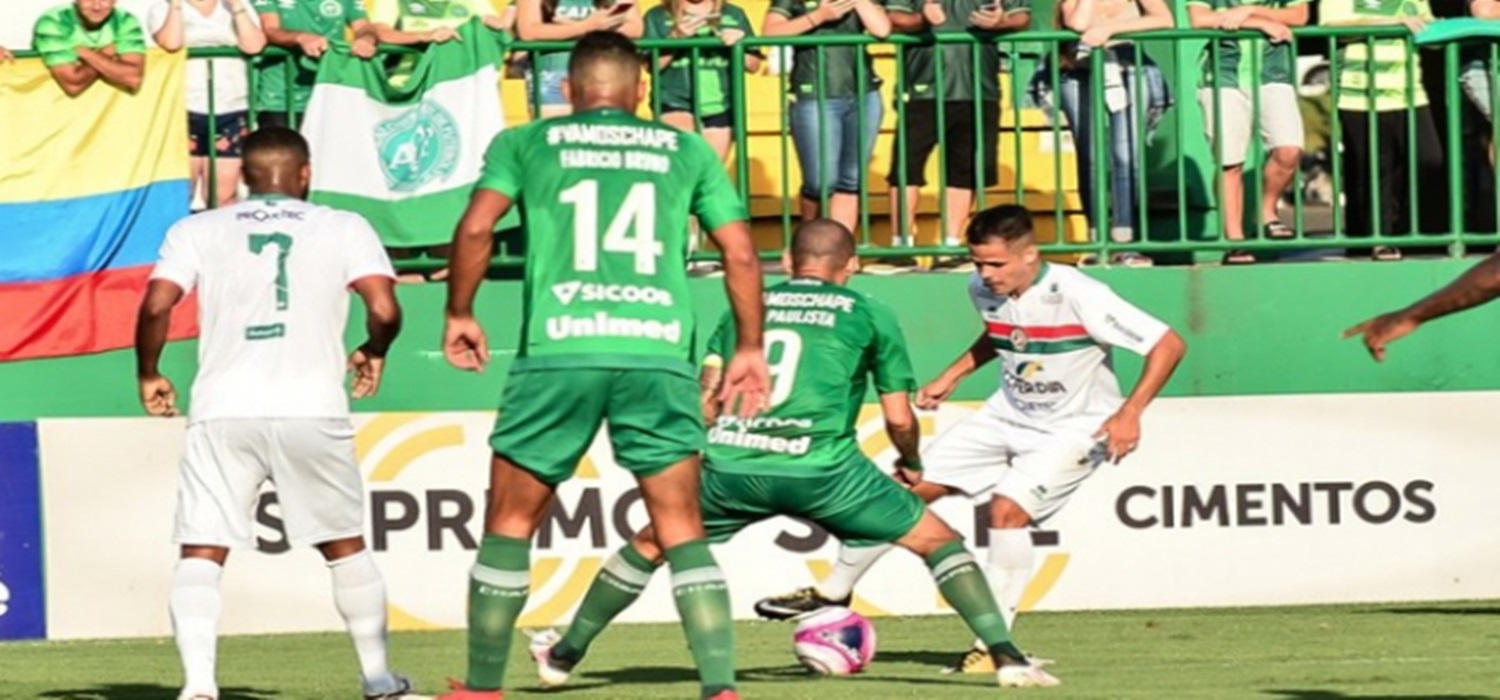 Chapecoense e Criciúma jogam pelo Estadual na Arena Condá