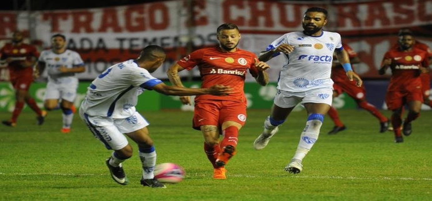 Em jogo ruim, Inter fica no 0 a 0 com o Cruzeiro em Gravataí