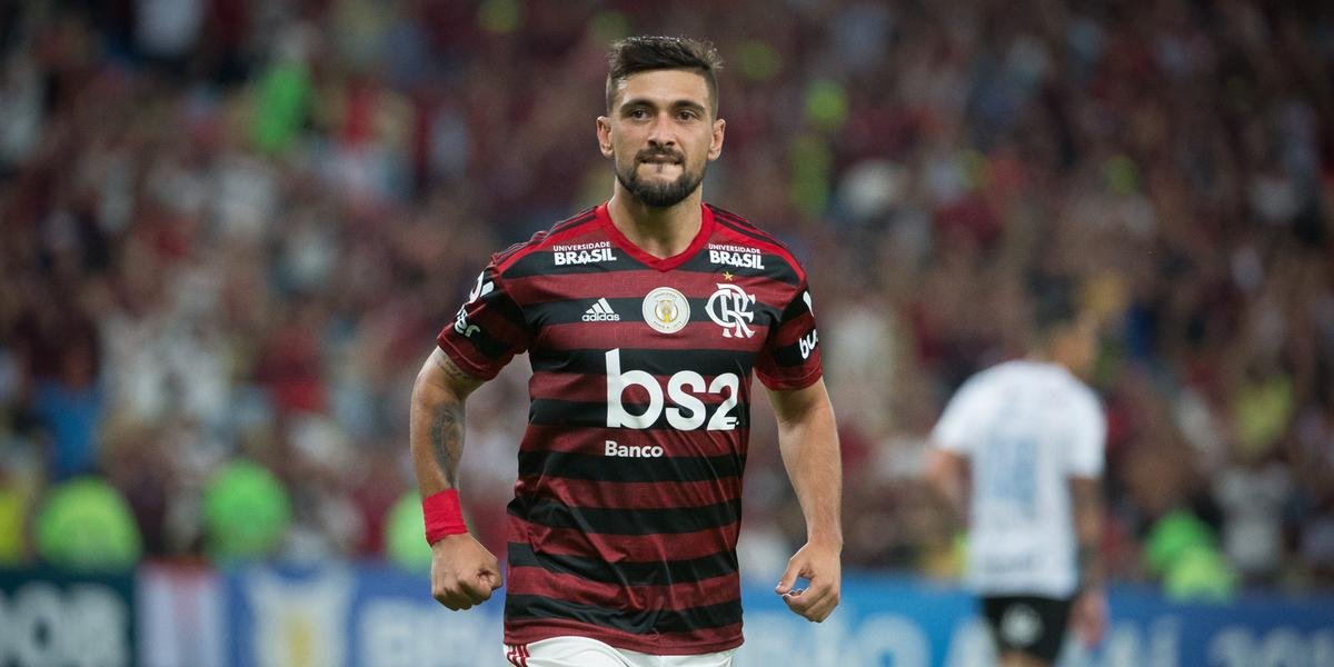 Grêmio é envolvido pelo Flamengo e perde por 3 a 1 no Maracanã