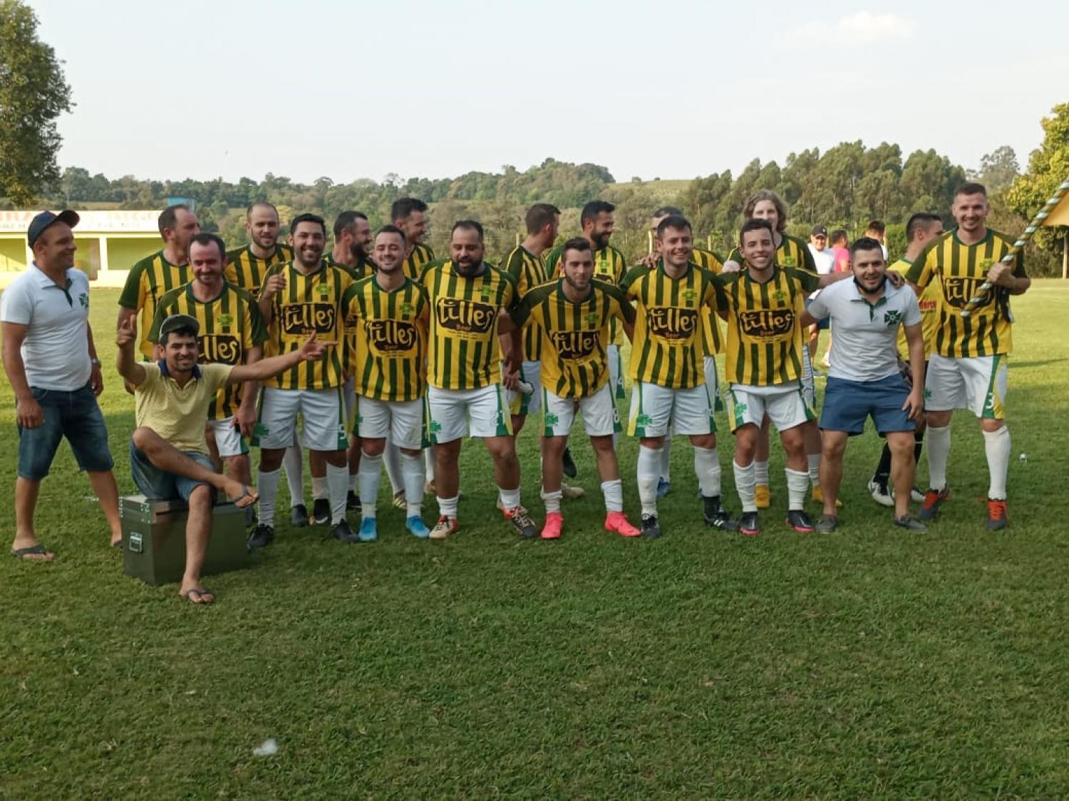 EQUIPE DO ITAY DE ALPESTRE É CAMPEÃ DO CAMPEONATO REGIONAL DE FUTEBOL DE CAMPO EM JOGO CHEIO DE EMOÇÕES