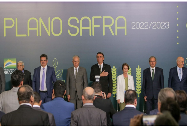 Plano Safra 2022/2023 anuncia R$ 340,8 bilhões para a agropecuária