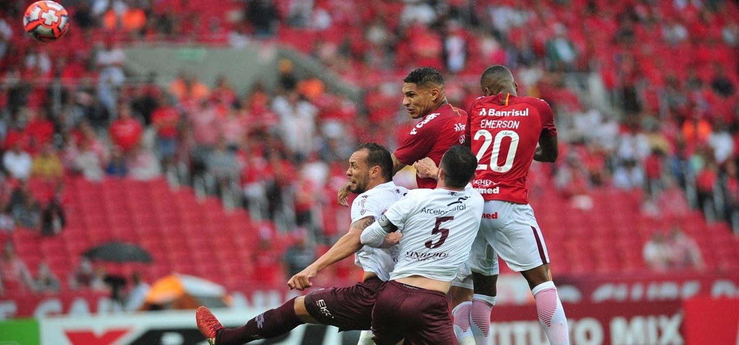 Inter vence o Caxias com gol de Guerrero e garante vaga na final do Gauchão