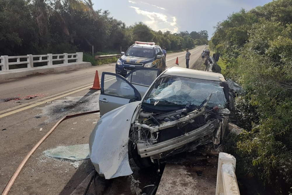 Acidente mata homem e deixa filho gravemente ferido na BR-472 em Itaqui