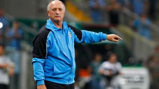 Felipão inicia hoje no Grêmio desafio do tamanho de sua biografia